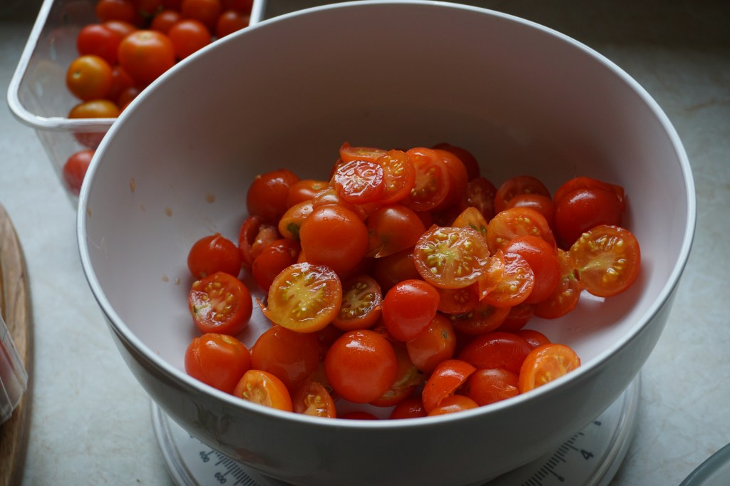 Chopped tomatoes